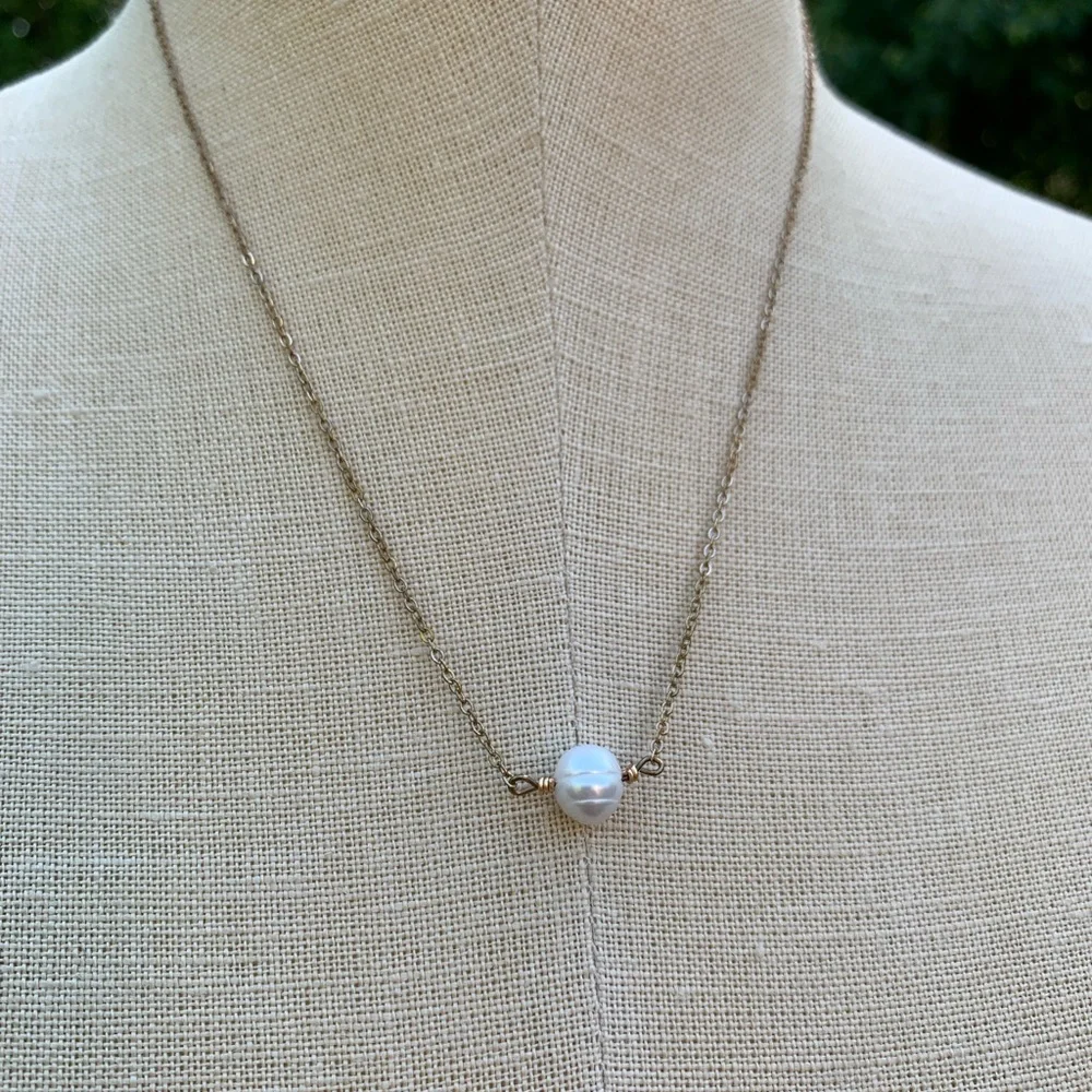 Freshwater Pearl Dainty Necklace - Picture 8 of 8